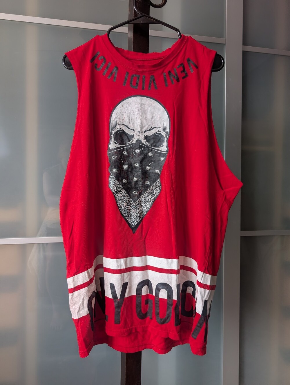 Headrush Red Graphic Muscle Tee with Skull Bandana - Medium